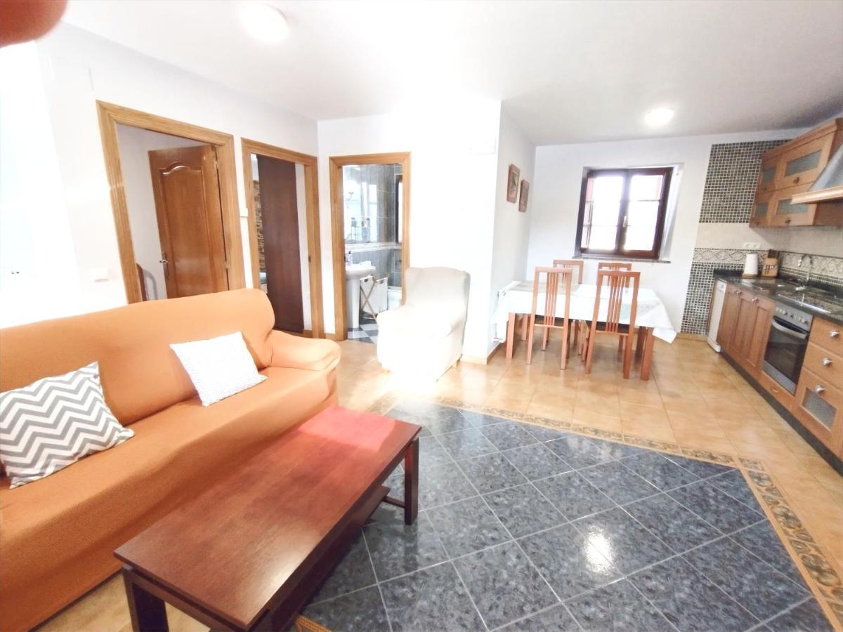 טאפיה דה קסרייגו Apartamentos Navalin מראה חיצוני תמונה