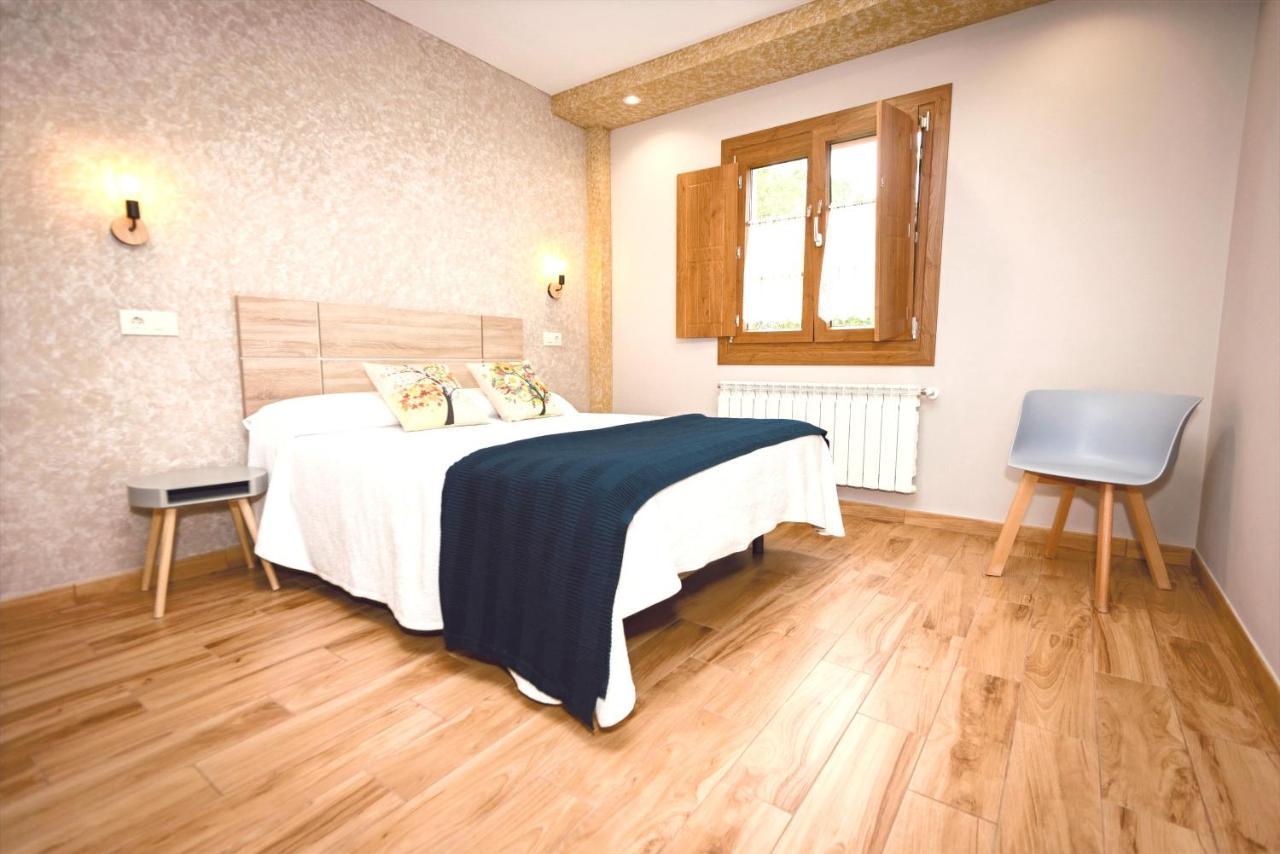 טאפיה דה קסרייגו Apartamentos Navalin מראה חיצוני תמונה