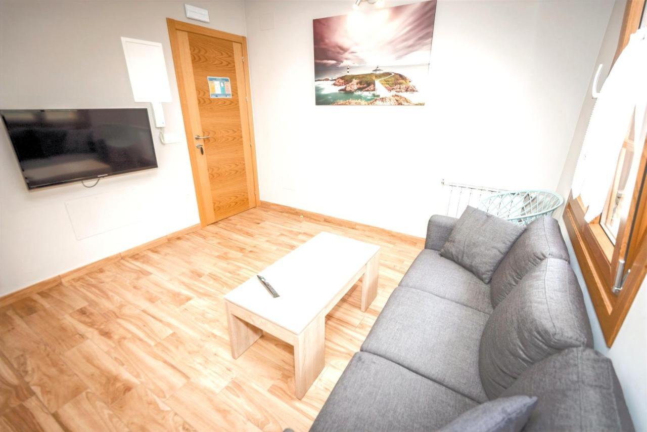 טאפיה דה קסרייגו Apartamentos Navalin מראה חיצוני תמונה